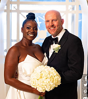 Click image for larger version. 

Name:	Selfridges hosts first ever wedding at Oxford Street store.png 
Views:	39 
Size:	669.6 KB 
ID:	17267