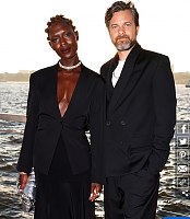 Click image for larger version. 

Name:	Joshua Jackson 'heartbroken' over Jodie Turner Smith divorce.png 
Views:	25 
Size:	401.2 KB 
ID:	24541