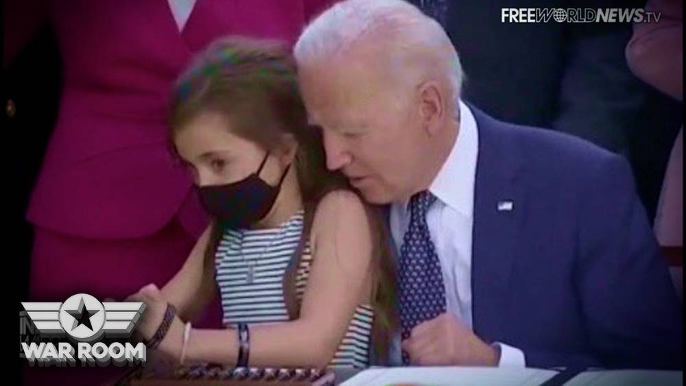 Click image for larger version. 

Name:	biden gropes another little girl that visits white house 081121 1eb9-large.jpg 
Views:	949 
Size:	41.0 KB 
ID:	16872