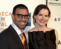 Click image for larger version. 

Name:	Reza_Jarrahy_and_Geena_Davis_at_the_2009_Tribeca_Film_Festival.jpg 
Views:	62 
Size:	318.8 KB 
ID:	11217