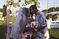 Click image for larger version. 

Name:	alicial-traylor-wedding.jpg 
Views:	64 
Size:	278.1 KB 
ID:	12276