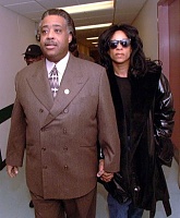 Click image for larger version. 

Name:	sharpton-wife.jpg 
Views:	40 
Size:	40.8 KB 
ID:	14203